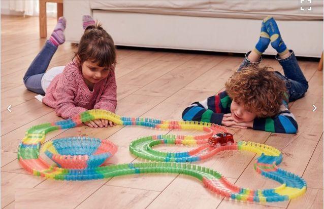 Magic Tracks USES